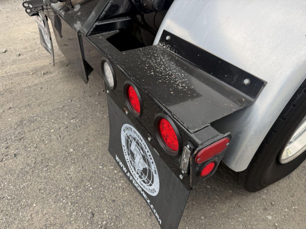 2025 Freightliner 114SD Tandem Axle Roll-Off Truck