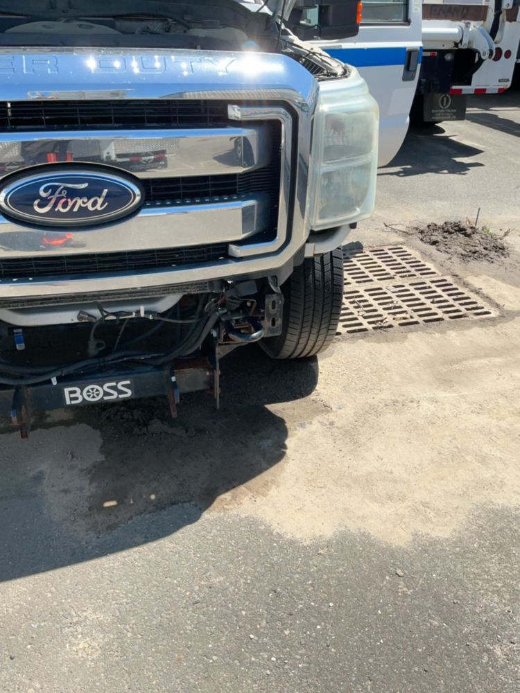 2011 Ford F-250 4x4 Crew Cab Pickup Truck