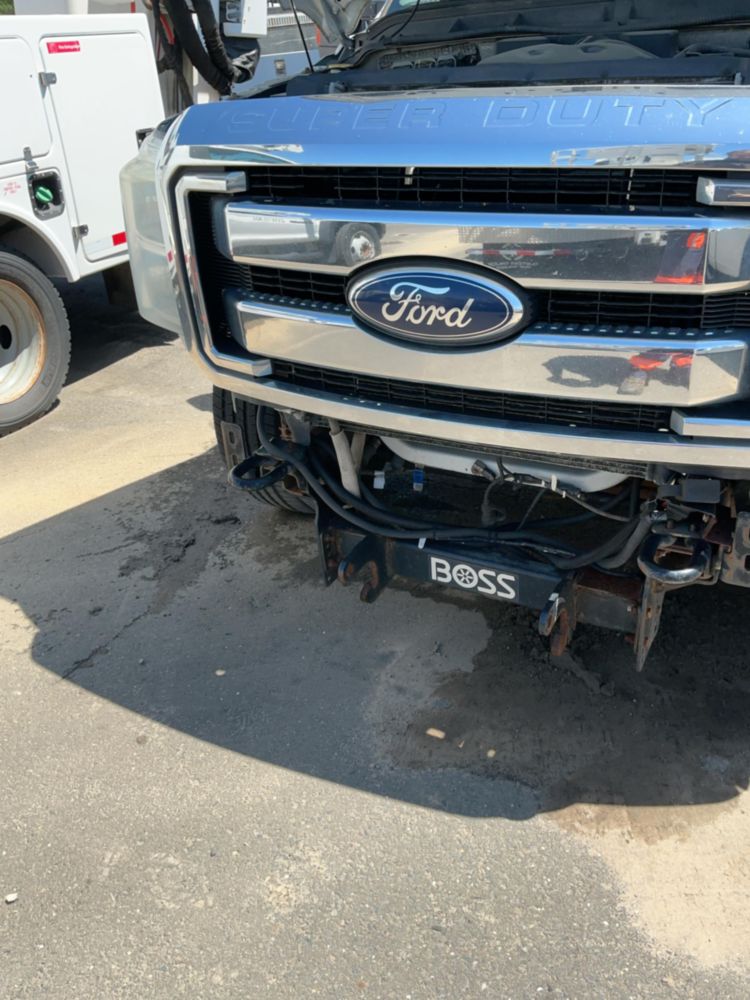 2011 Ford F-250 4x4 Crew Cab Pickup Truck