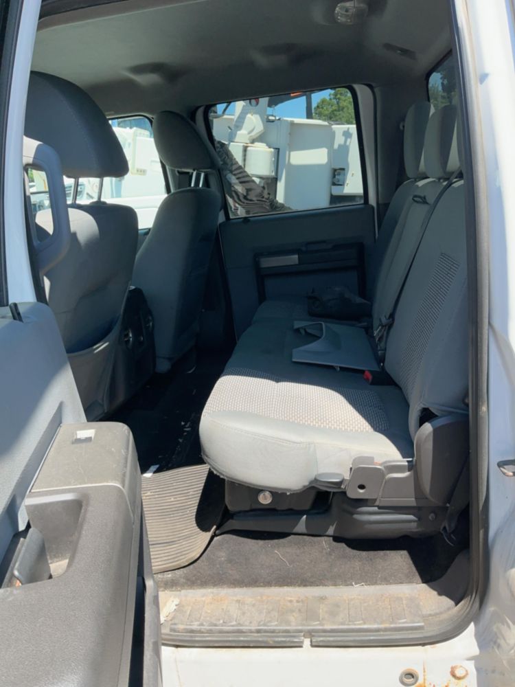 2011 Ford F-250 4x4 Crew Cab Pickup Truck