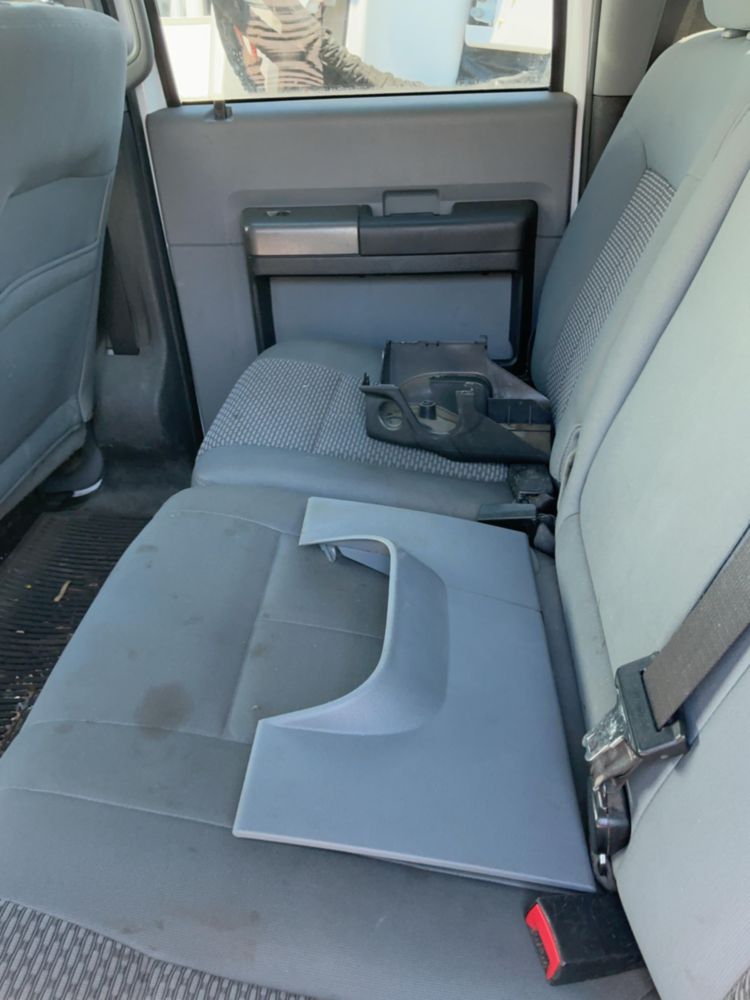 2011 Ford F-250 4x4 Crew Cab Pickup Truck