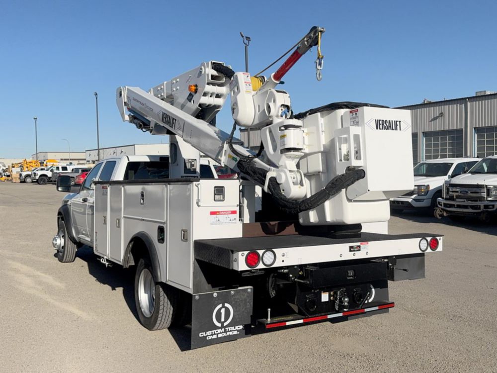 2024 RAM 5500 4x4 Versalift VST-40-MHI Bucket Truck