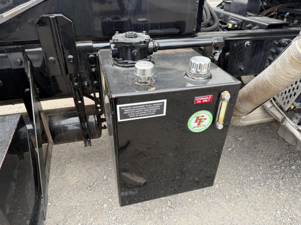 2025 Freightliner 114SD Tandem Axle Roll-Off Truck