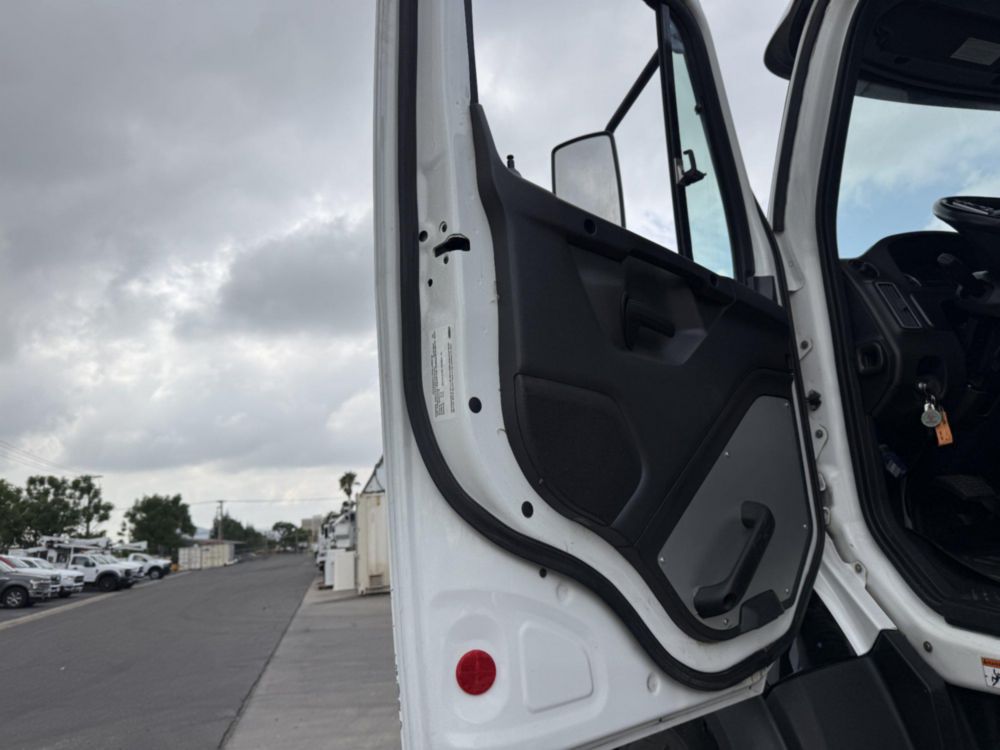 2025 Freightliner 114SD Tandem Axle Roll-Off Truck