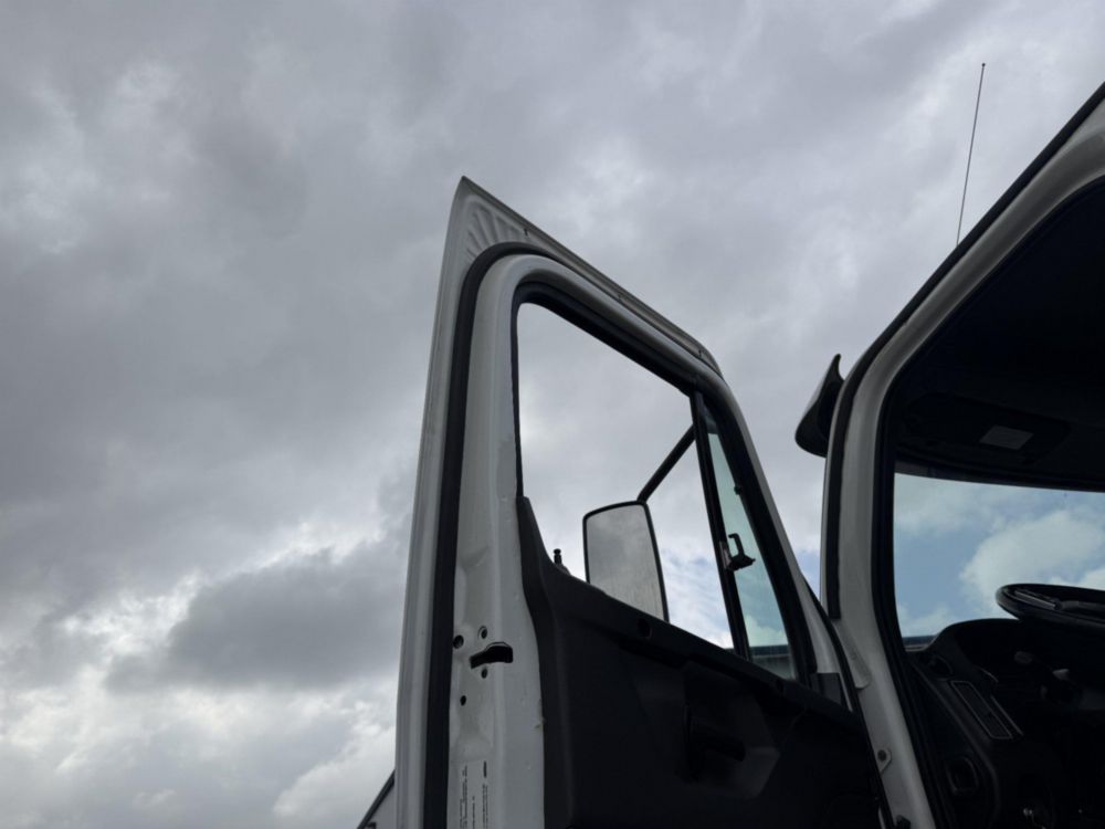 2025 Freightliner 114SD Tandem Axle Roll-Off Truck