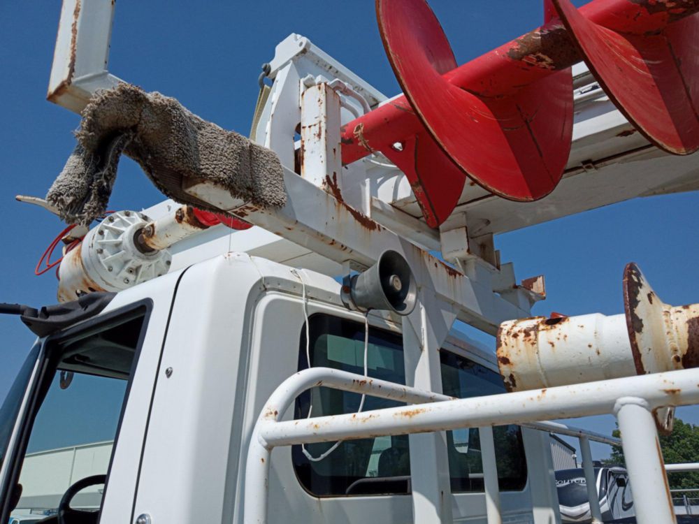 2006 Int'l 7400 4x4 Terex Commander 5045 Digger Derrick Truck