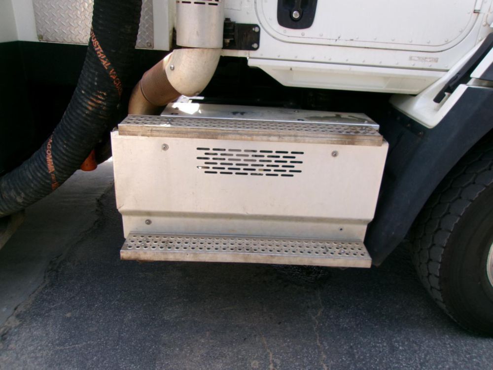 2016 Tandem Urban X Premier 6yrd Vacuum Truck