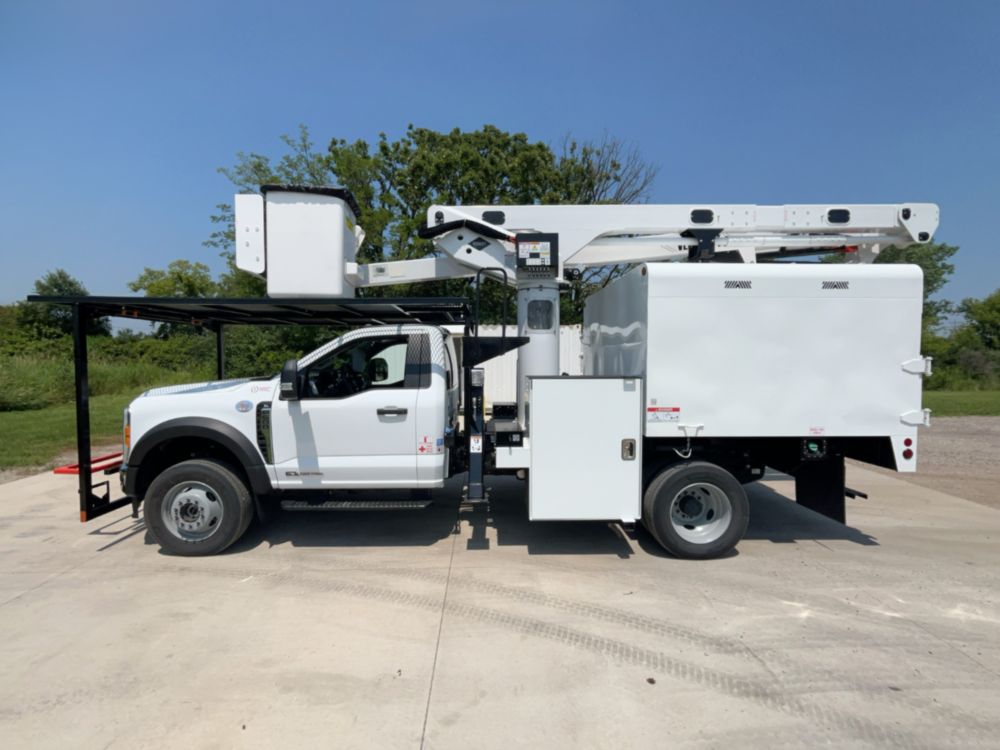 Ford F600 4x4 Versalift VST-55-I Bucket Truck
