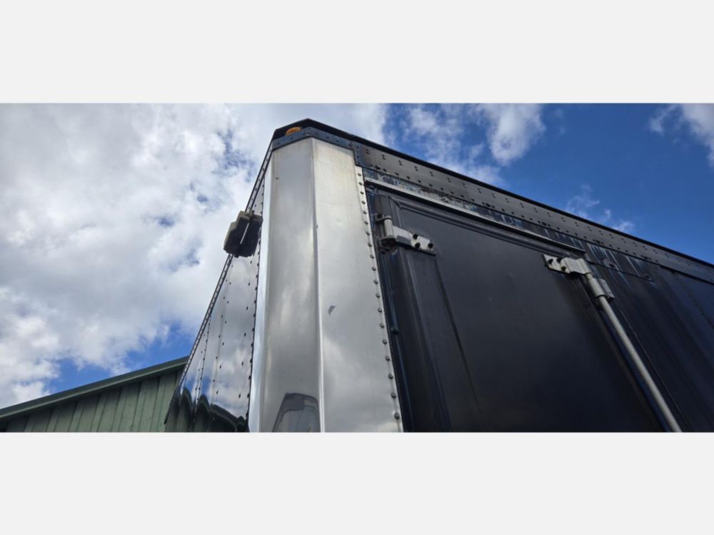 1991 30' Great Dane Single Axle Trailer