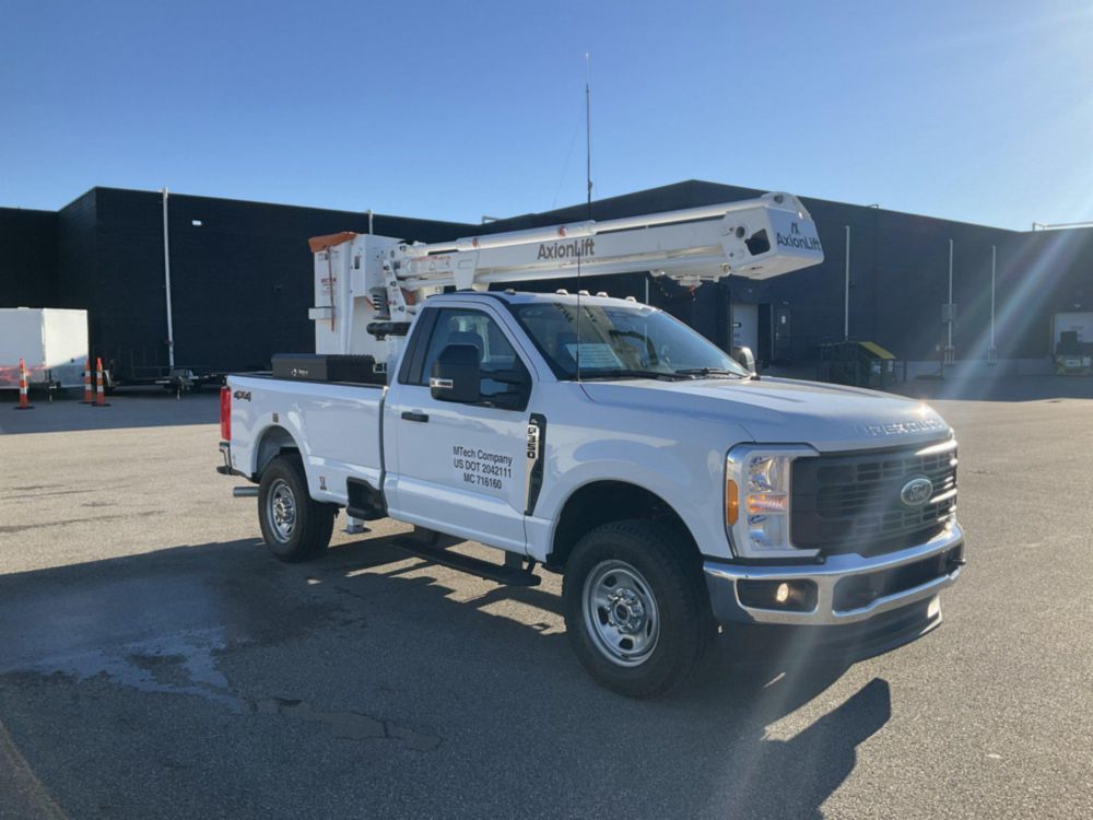 New 2023 Ford F-350 4x4 Axion Lift URF3410 Bucket Truck
