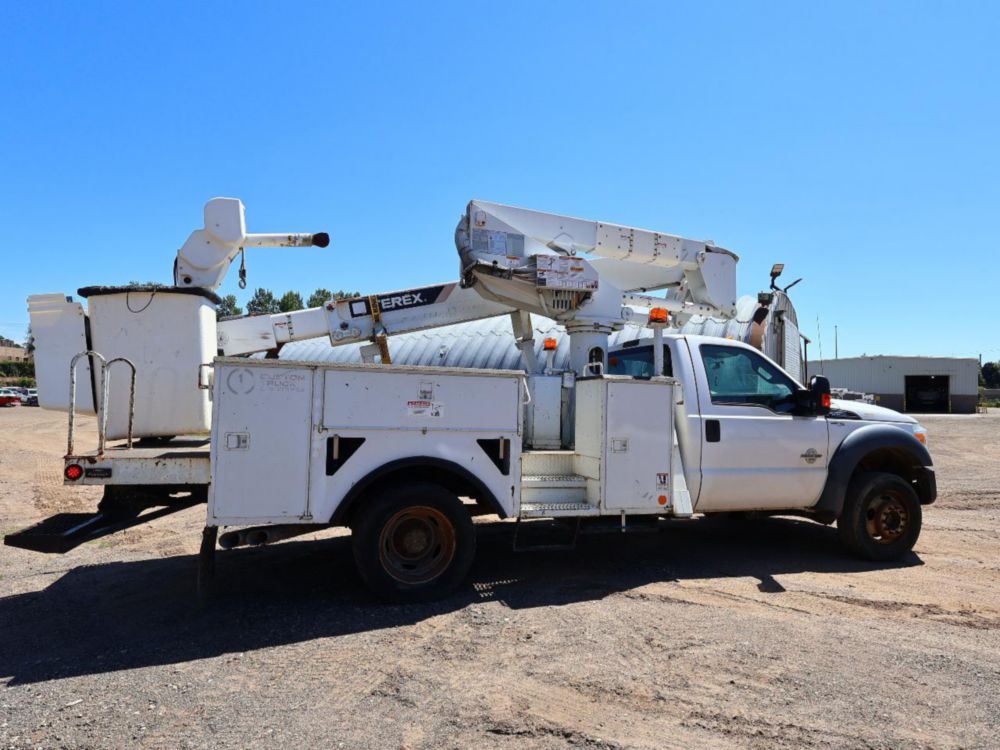 2016 Ford F-550 Terex LTM-40 Material Handler Bucket Truck