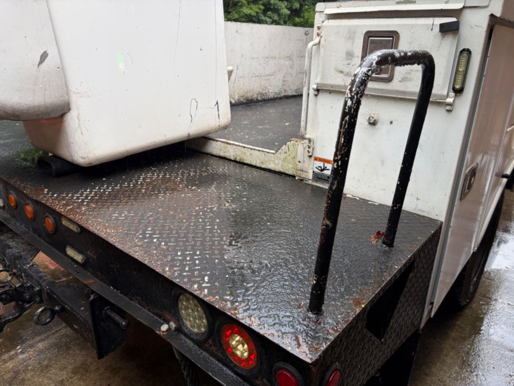 2012 Ford F-550 Powerstroke 4x2 Altec Bucket Truck