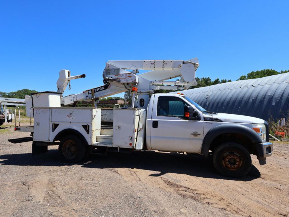 2016 Ford F-550 Terex LTM-40 Material Handler Bucket Truck