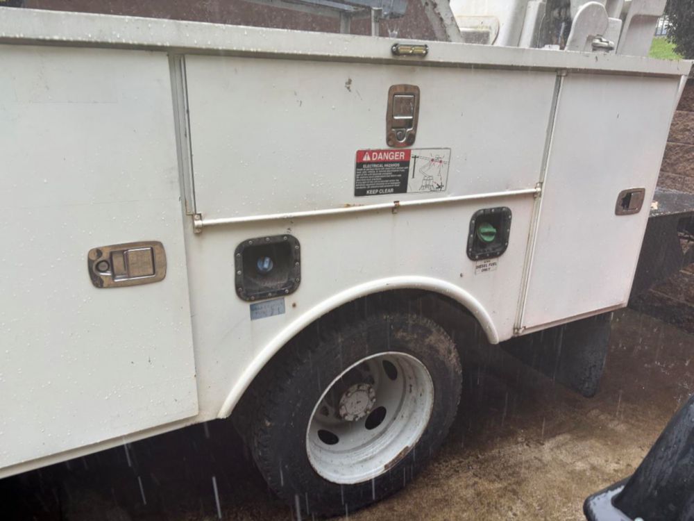 2012 Ford F-550 Powerstroke 4x2 Altec Bucket Truck