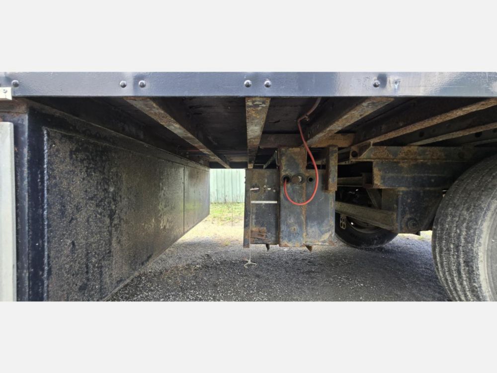 1991 30' Great Dane Single Axle Trailer