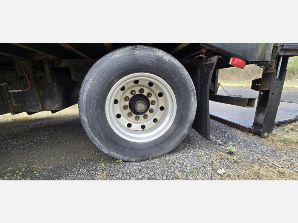 1991 30' Great Dane Single Axle Trailer