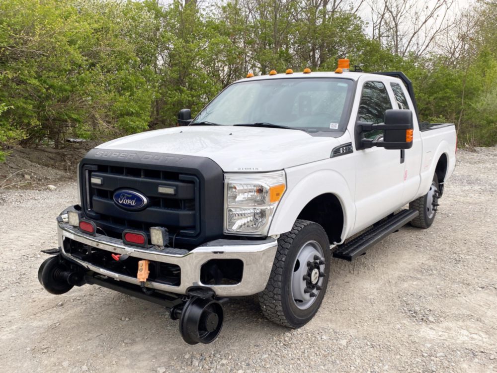2016 Ford F-350 4x4 Hi-Rail Pickup