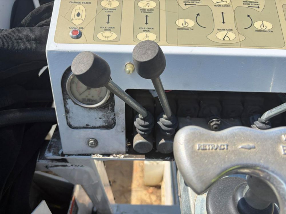 2012 Int'l 7300 4x2 Altec DC47BR Digger Derrick Truck