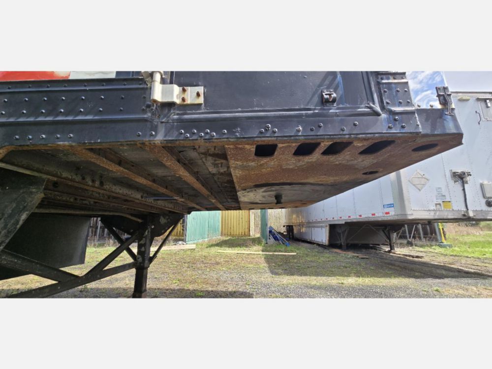 1991 30' Great Dane Single Axle Trailer