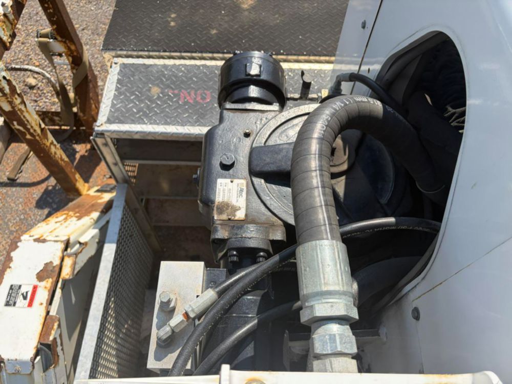 2012 Int'l 7300 4x2 Altec DC47BR Digger Derrick Truck