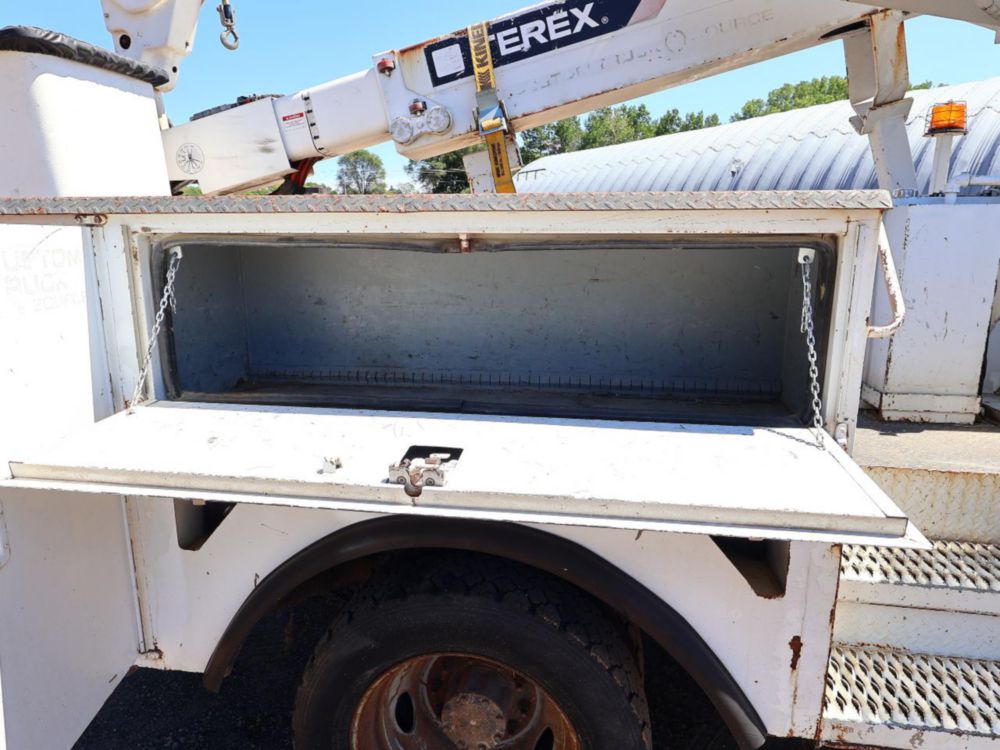 2016 Ford F-550 Terex LTM-40 Material Handler Bucket Truck