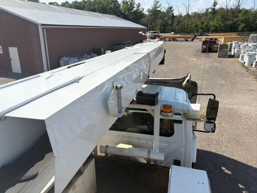 2012 Int'l 7300 4x2 Altec DC47BR Digger Derrick Truck