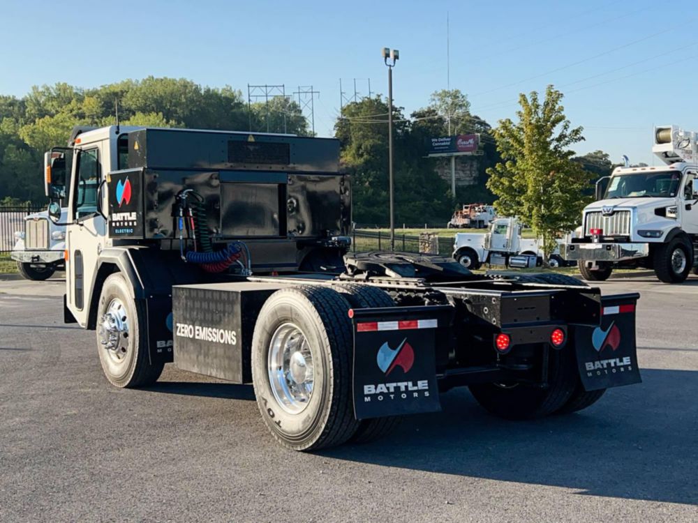 2023 Battle Motors LNT-44 4x2 Road Tractor