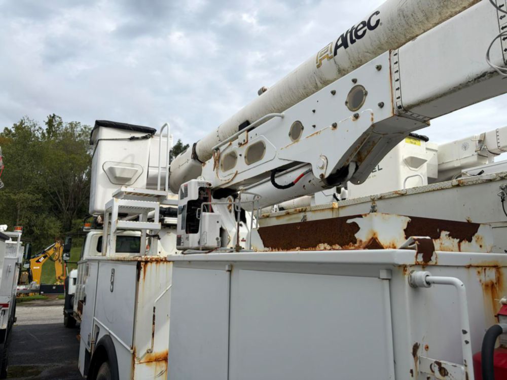 2017 Int'l 4300 Altec AA55 Material Handler Bucket Truck