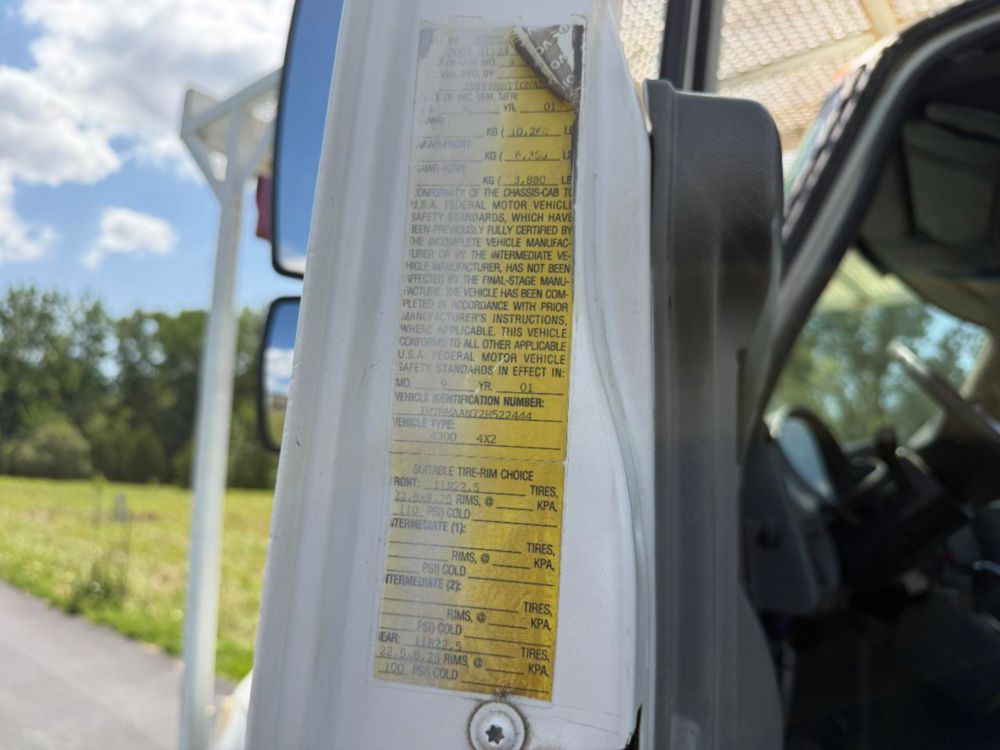 2002 Int'l 4300 Terex Bucket Truck