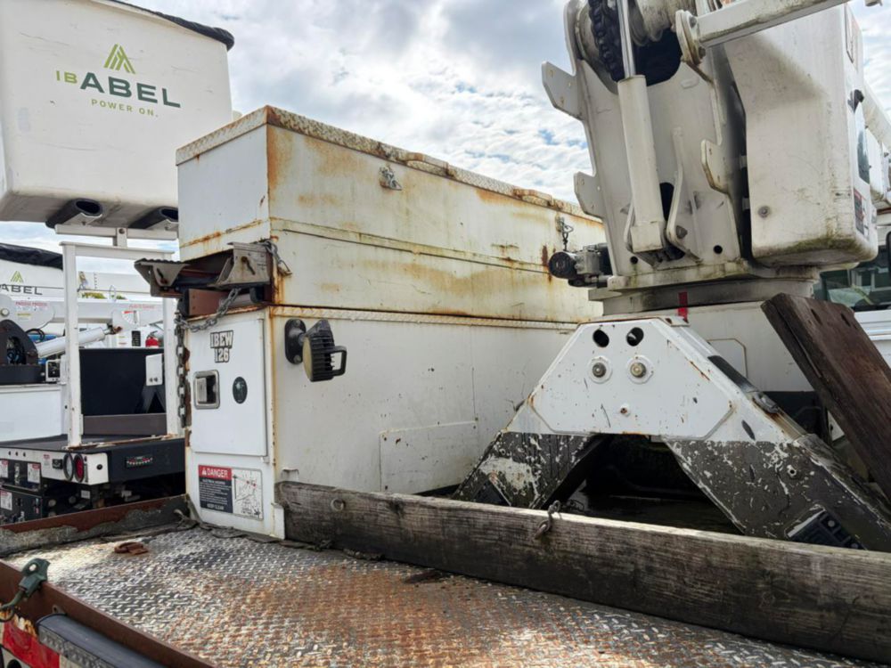 2017 Int'l 4300 Altec AA55 Material Handler Bucket Truck