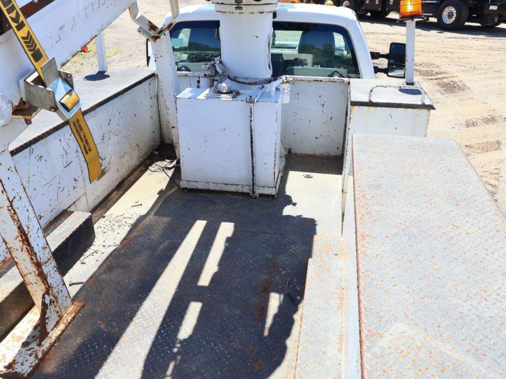 2016 Ford F-550 Terex LTM-40 Material Handler Bucket Truck
