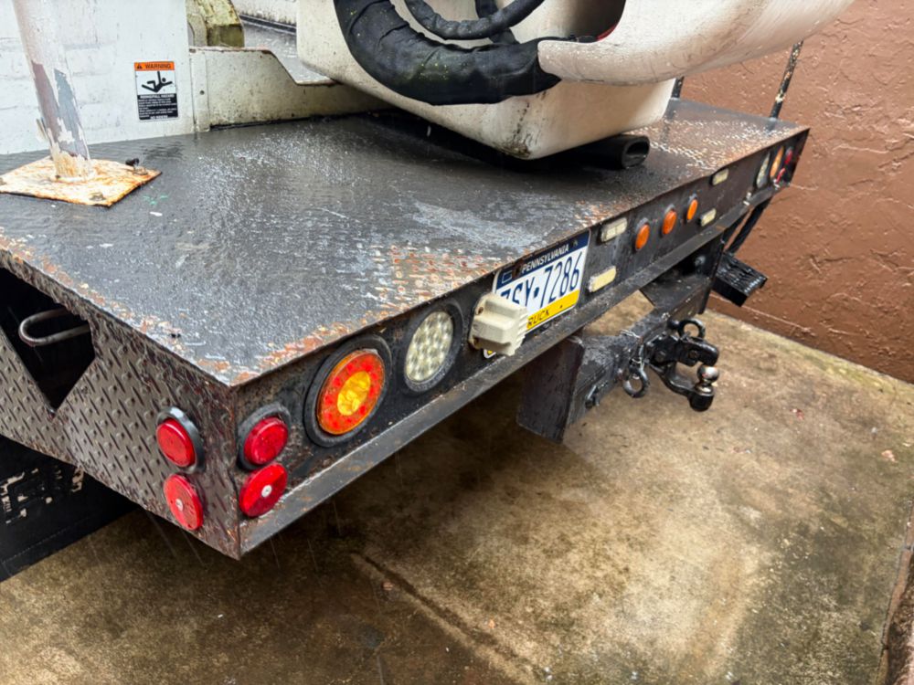 2012 Ford F-550 Powerstroke 4x2 Altec Bucket Truck