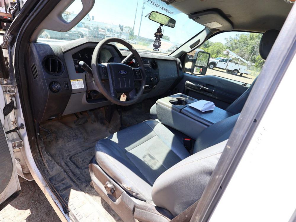 2016 Ford F-550 Terex LTM-40 Material Handler Bucket Truck