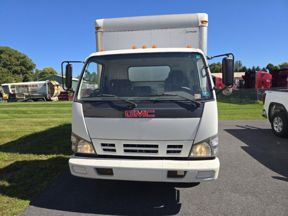 2007  GMC W-3500 Box Truck