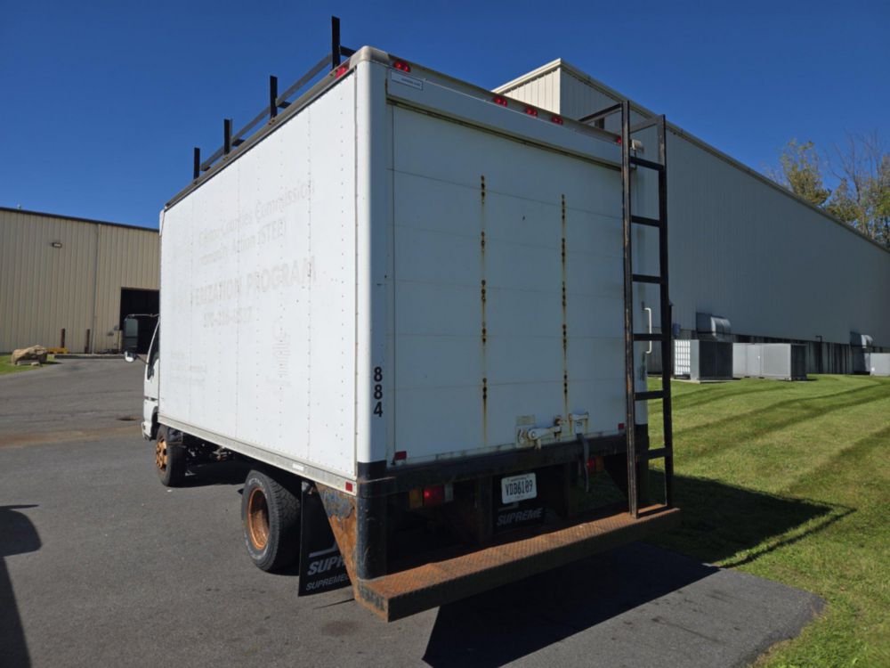 2007  GMC W-3500 Box Truck