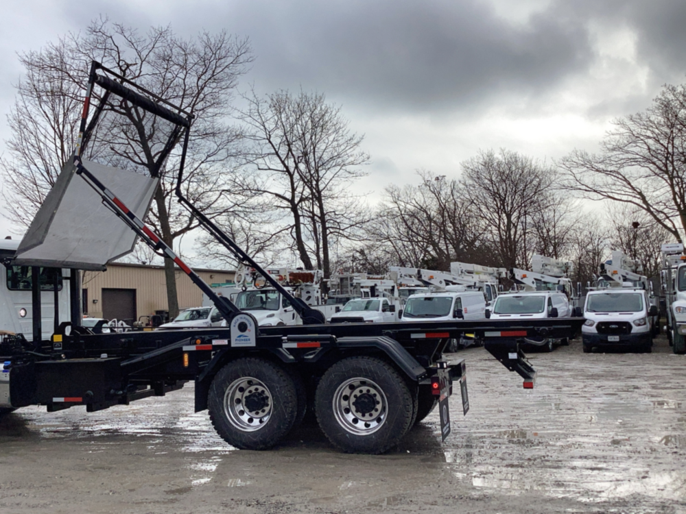 2026 Mack GR64BR 6x4 Palfinger ARH-75-22 Roll-Off Truck
