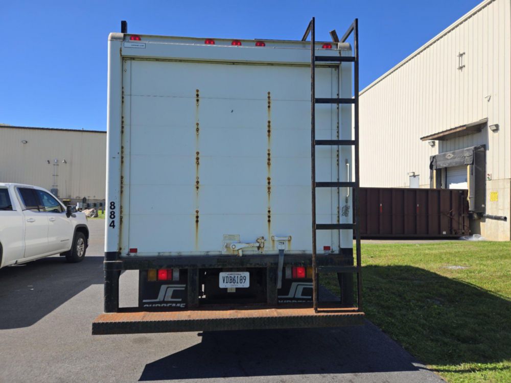 2007  GMC W-3500 Box Truck