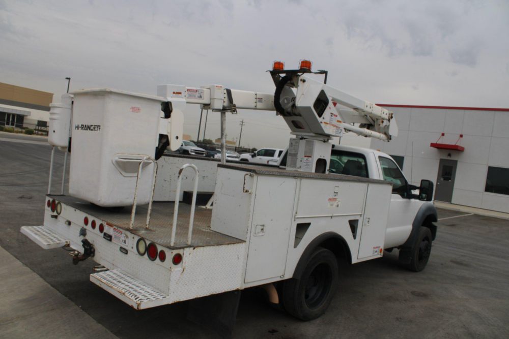2015 Ford F-550 4x4 Terex LT-40 Bucket Truck