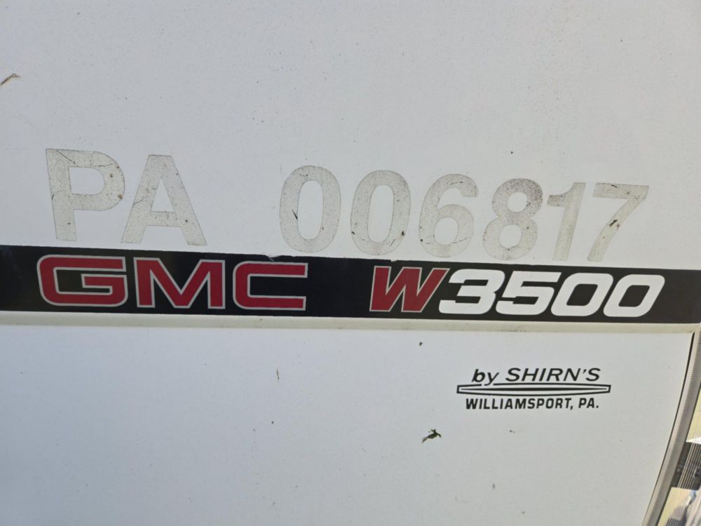 2007  GMC W-3500 Box Truck