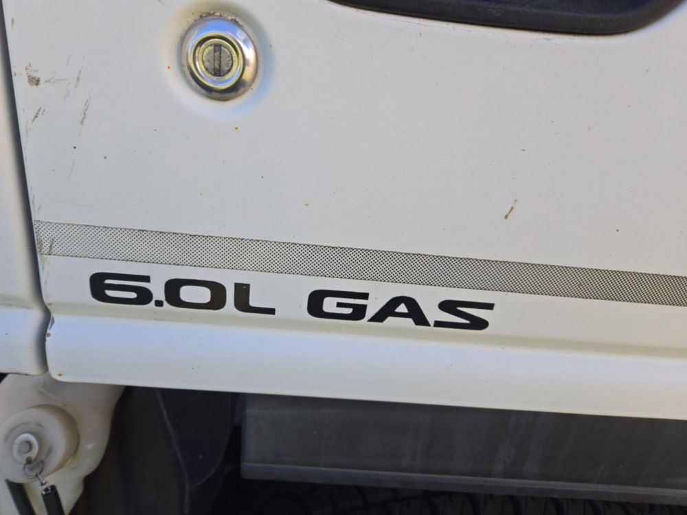 2007  GMC W-3500 Box Truck