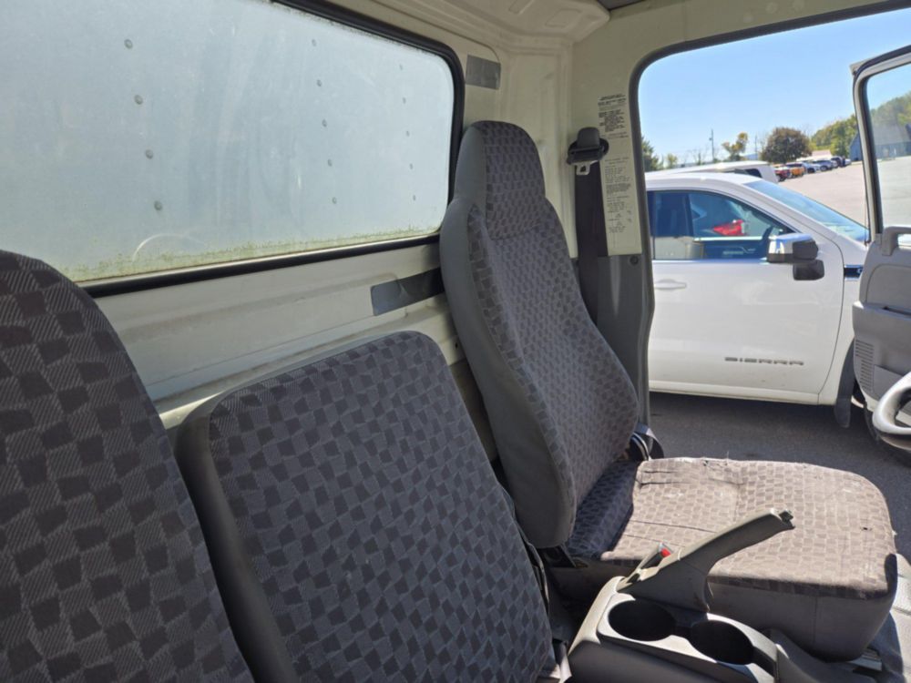 2007  GMC W-3500 Box Truck