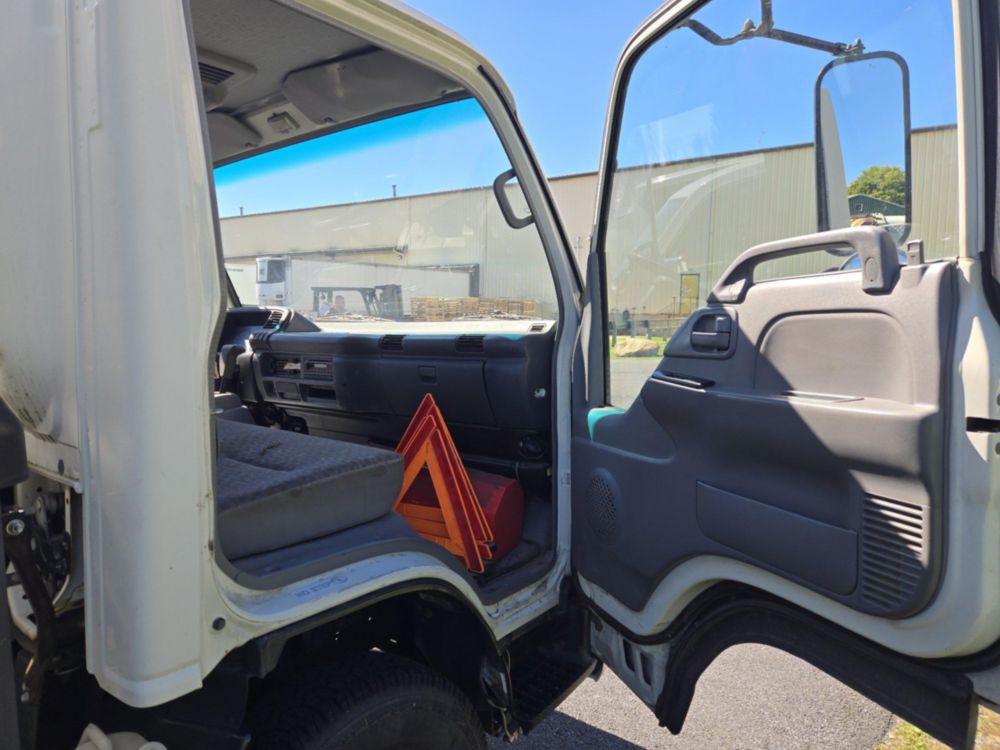 2007  GMC W-3500 Box Truck