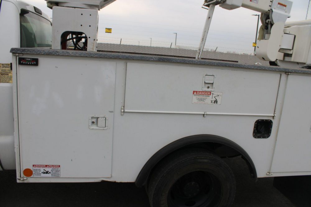 2015 Ford F-550 4x4 Terex LT-40 Bucket Truck