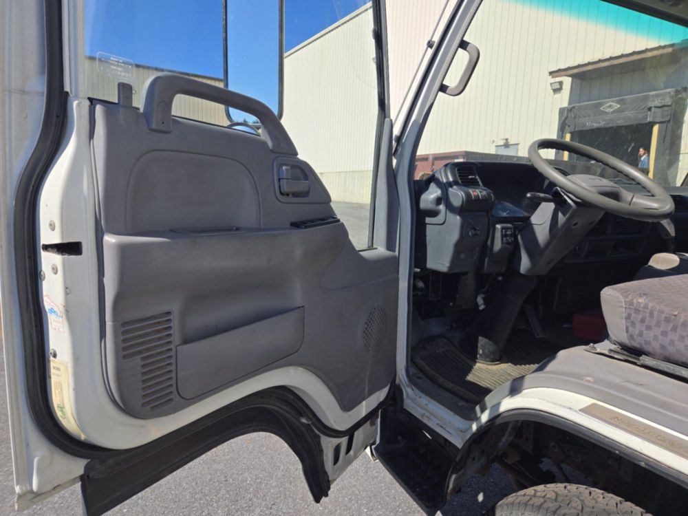 2007  GMC W-3500 Box Truck
