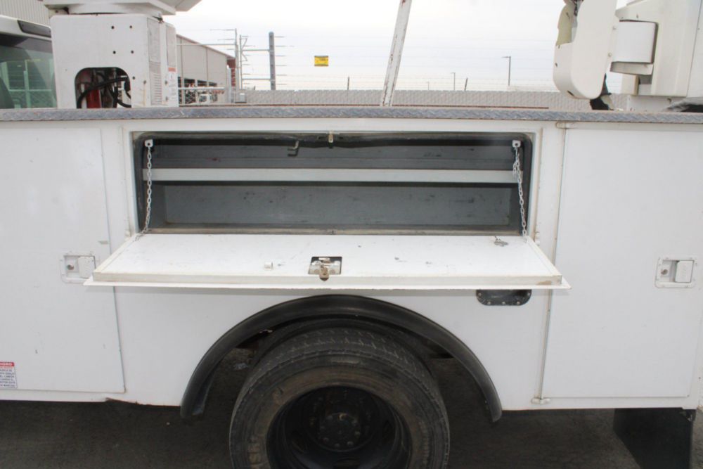 2015 Ford F-550 4x4 Terex LT-40 Bucket Truck