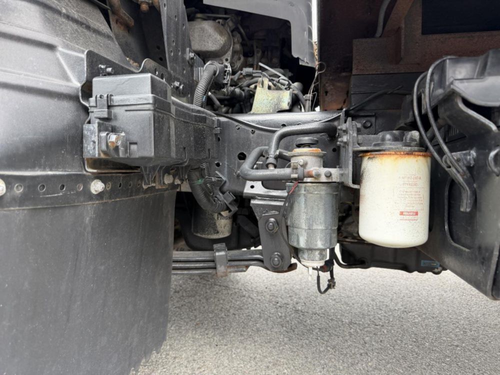 2005 Isuzu NPR Diesel Box Truck