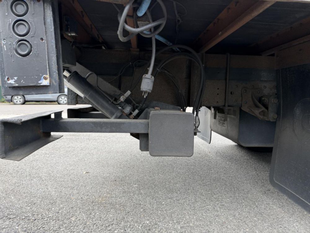 2005 Isuzu NPR Diesel Box Truck