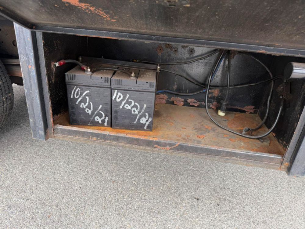 2005 Isuzu NPR Diesel Box Truck