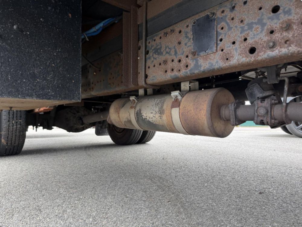 2005 Isuzu NPR Diesel Box Truck