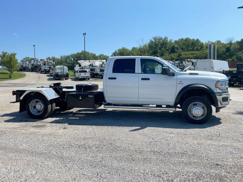 2024 RAM 5500 4x4 Road Tractor